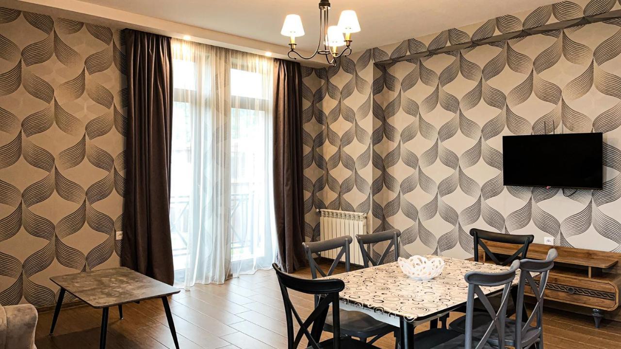 Dani Lux Appartamento Bakuriani Esterno foto